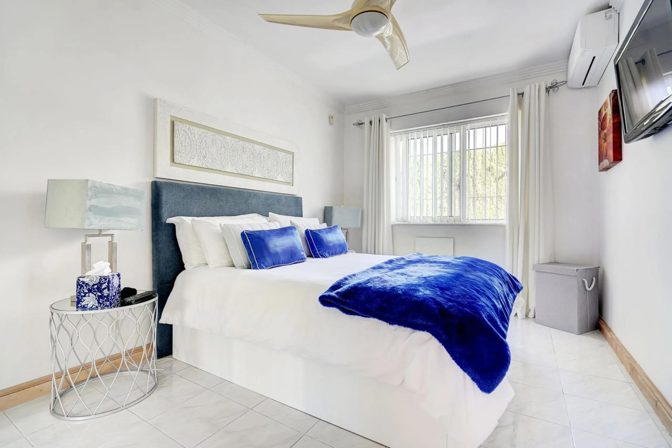 Luxury One Level Villa in Lower Calahonda Walking Distance to Beach