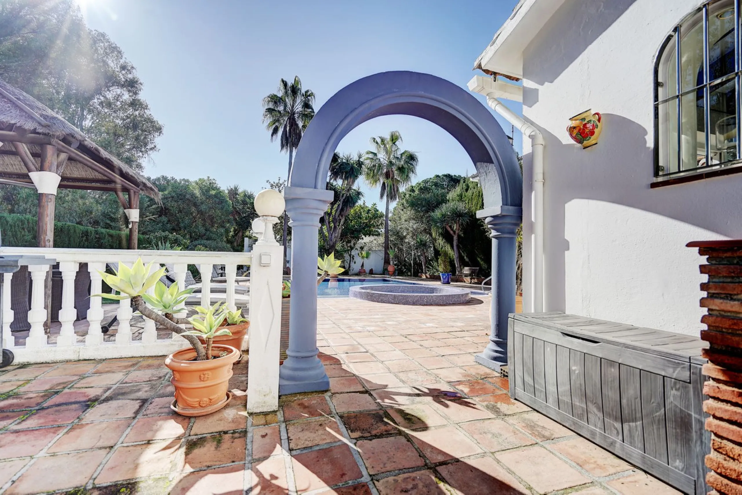 Luxury One Level Villa in Lower Calahonda Walking Distance to Beach
