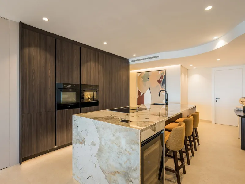 Apartment - Middle Floor Apartment в продаже в Estepona, Málaga. В доме 4 спален и 4 ванных комнат. Площадь дома 183 м²