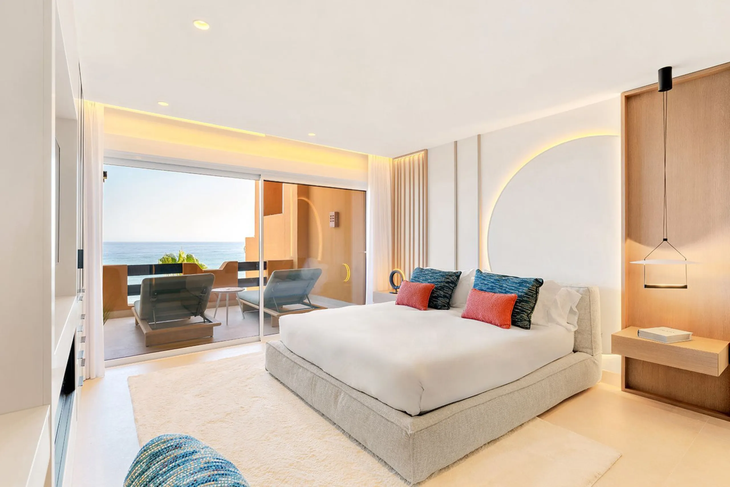 Apartment - Middle Floor Apartment в продаже в Estepona, Málaga. В доме 4 спален и 4 ванных комнат. Площадь дома 183 м²