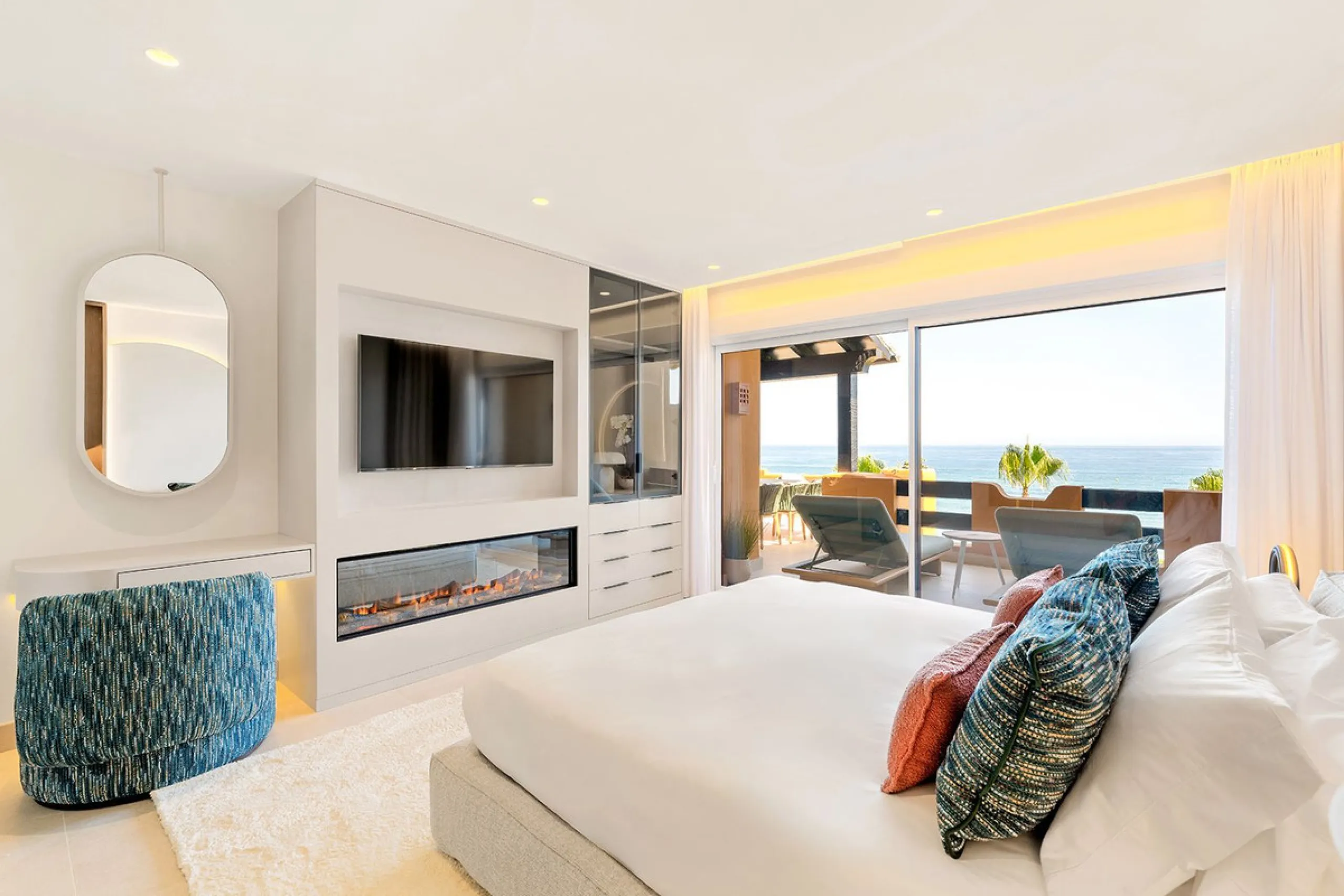 Apartment - Middle Floor Apartment в продаже в Estepona, Málaga. В доме 4 спален и 4 ванных комнат. Площадь дома 183 м²
