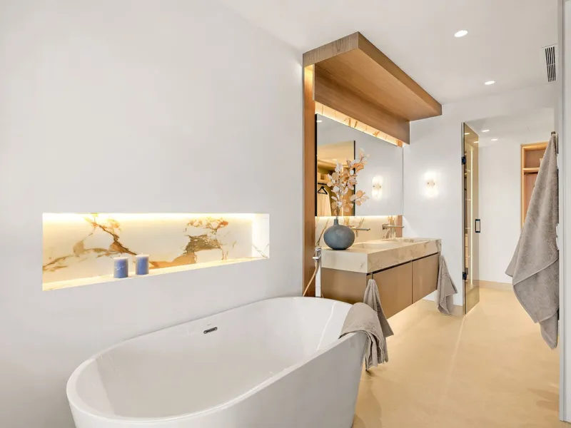 Apartment - Middle Floor Apartment в продаже в Estepona, Málaga. В доме 4 спален и 4 ванных комнат. Площадь дома 183 м²