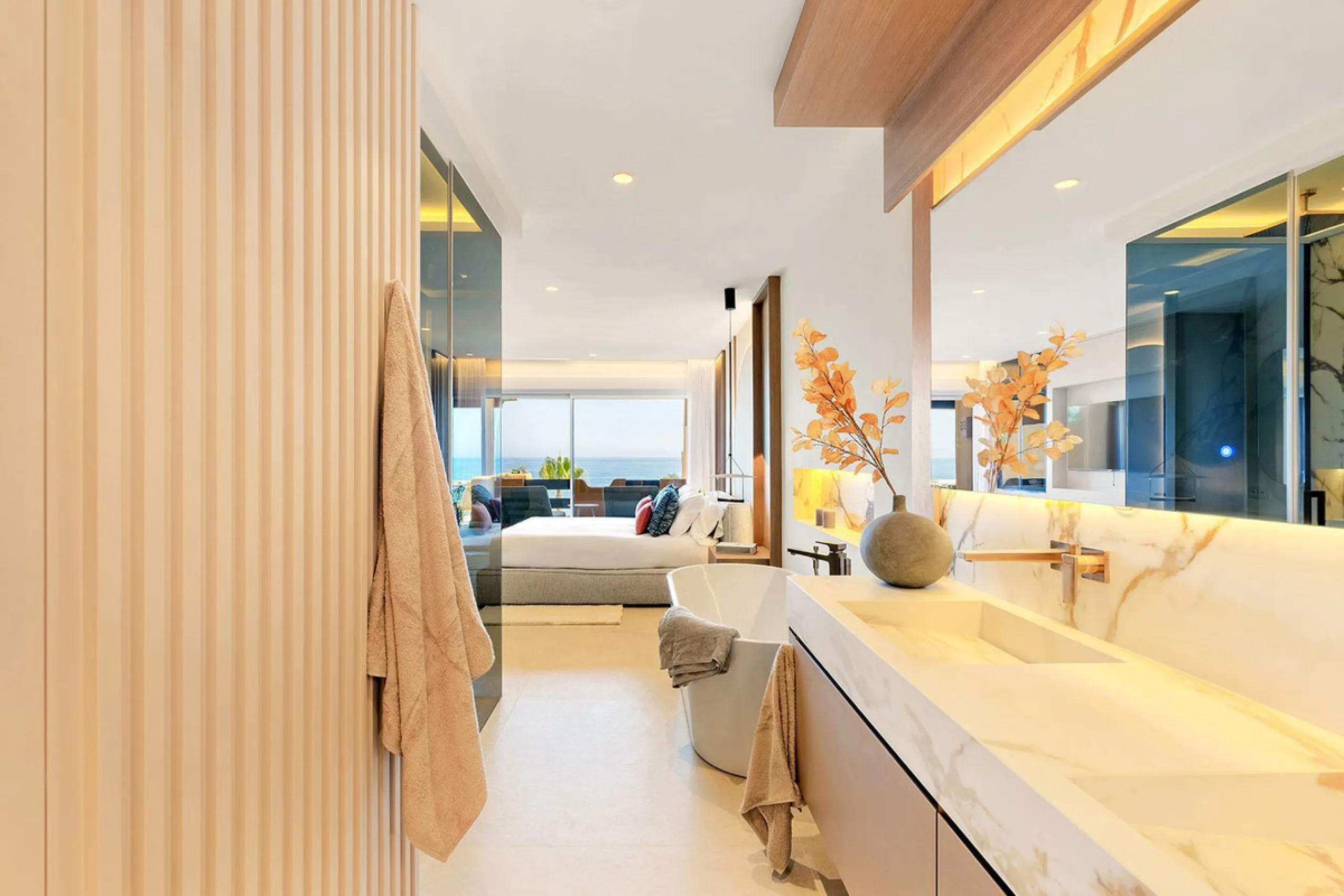 Apartment - Middle Floor Apartment в продаже в Estepona, Málaga. В доме 4 спален и 4 ванных комнат. Площадь дома 183 м²