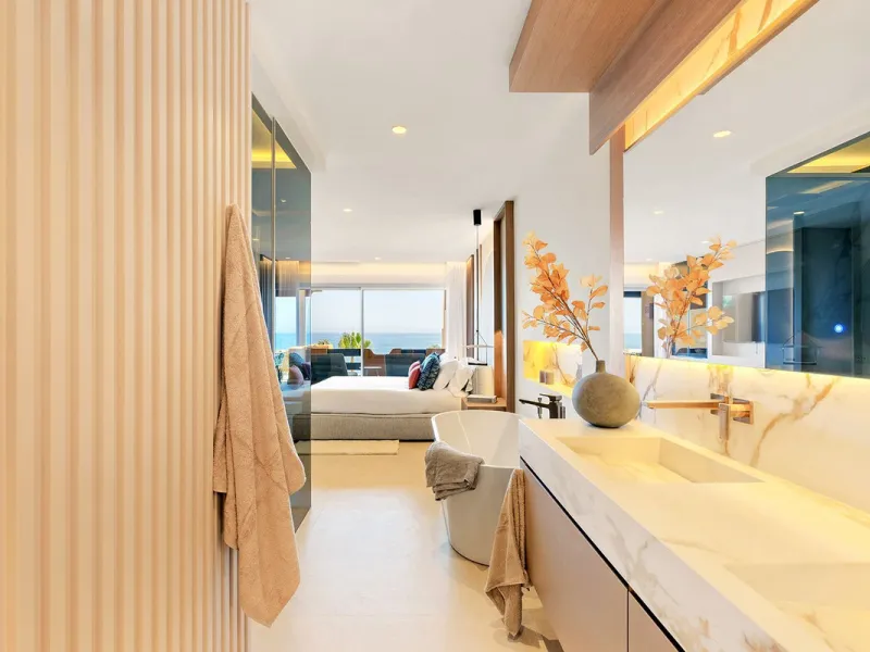 Apartment - Middle Floor Apartment в продаже в Estepona, Málaga. В доме 4 спален и 4 ванных комнат. Площадь дома 183 м²