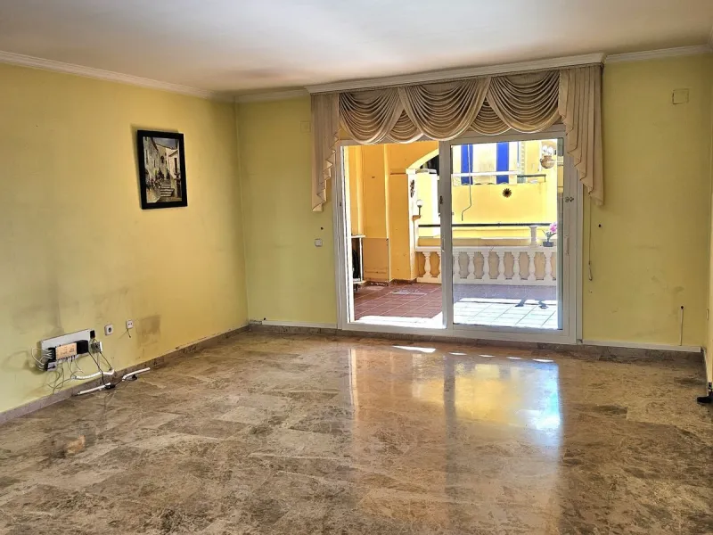 Lovely beachside apartment located in San Pedro.