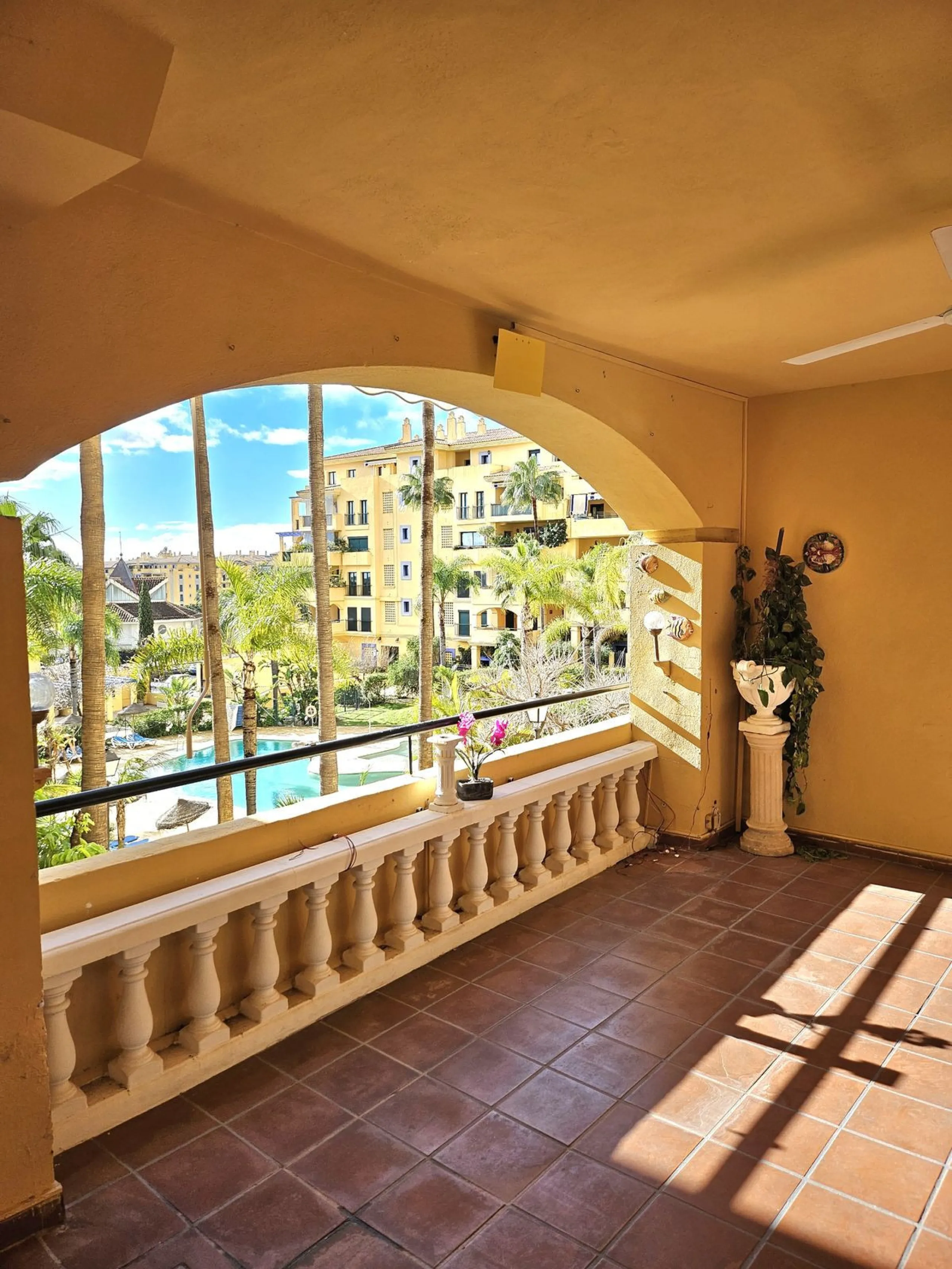 Lovely beachside apartment located in San Pedro.