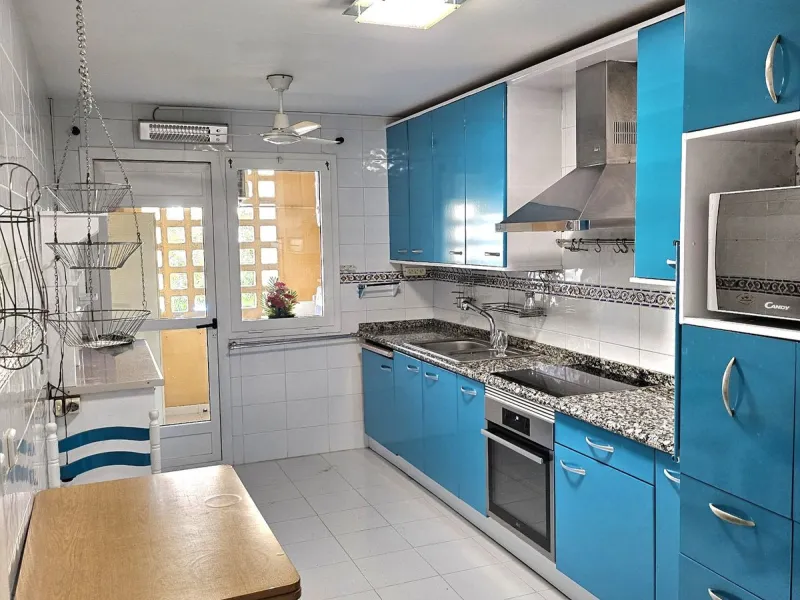 Lovely beachside apartment located in San Pedro.