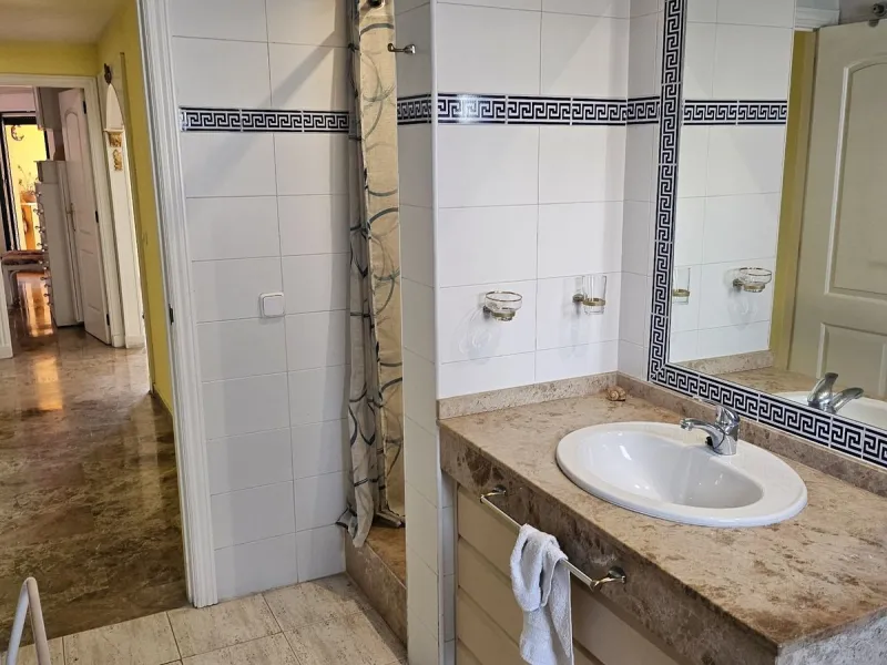 Lovely beachside apartment located in San Pedro.