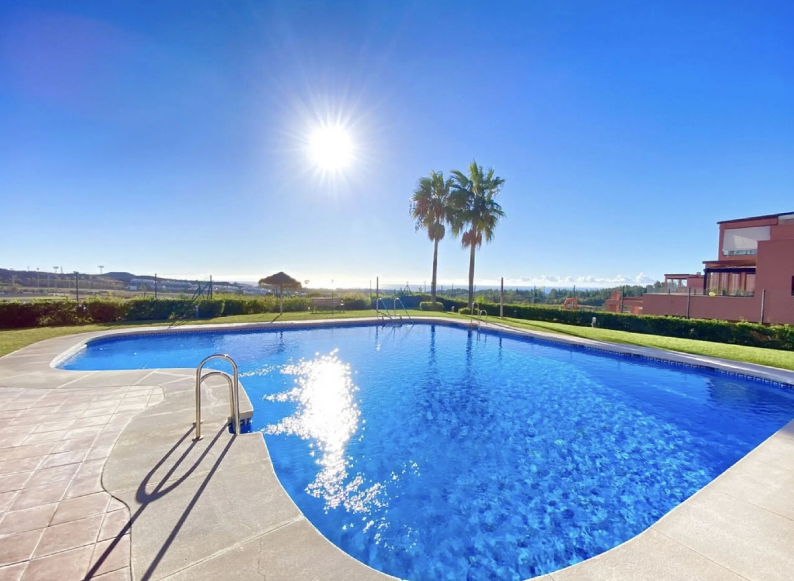 Apartment - Ground Floor Apartment в продаже в Mijas, Málaga. В доме 2 спален и 1 ванных комнат. Площадь дома 72 м²