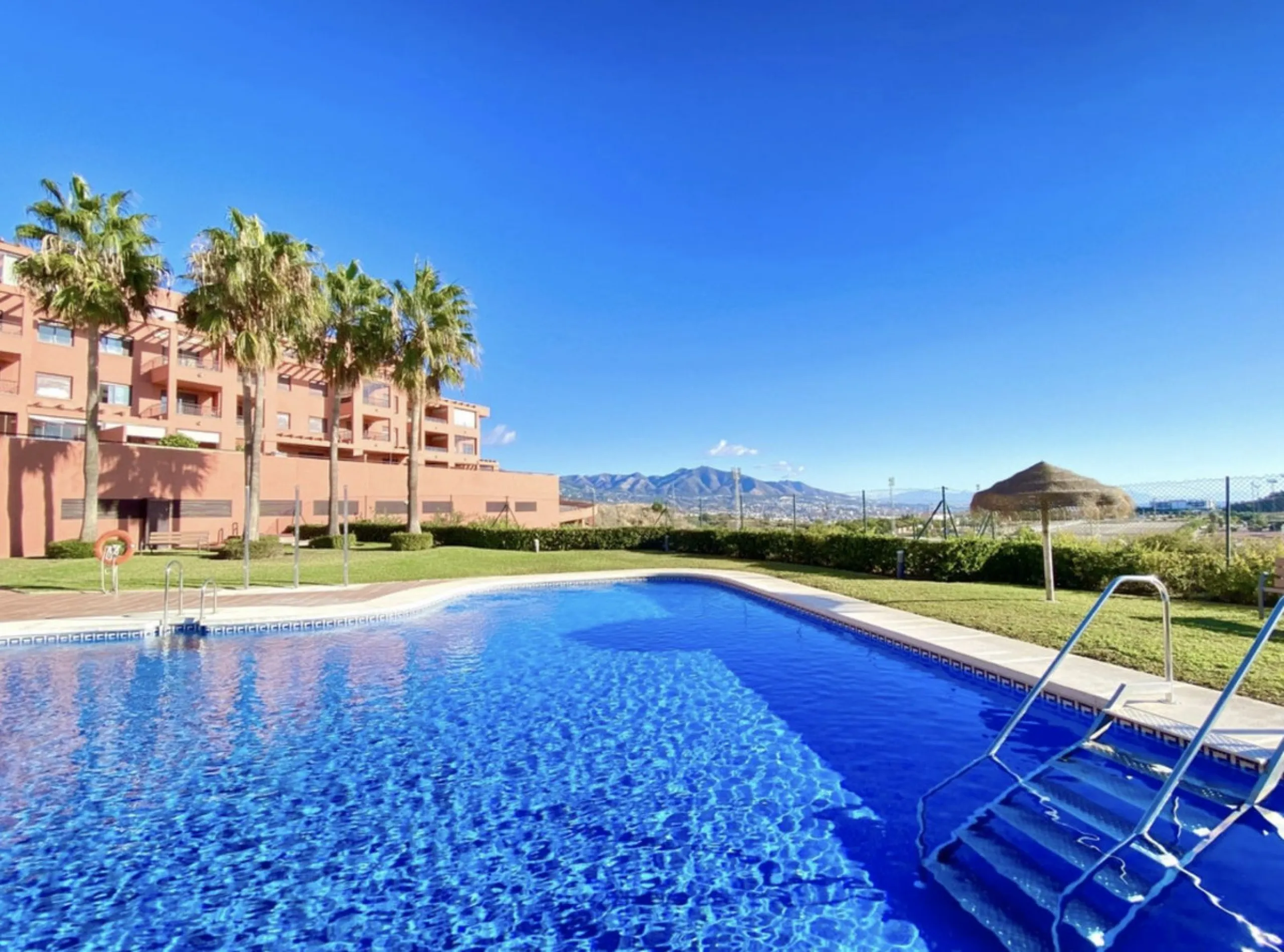 Apartment - Ground Floor Apartment в продаже в Mijas, Málaga. В доме 2 спален и 1 ванных комнат. Площадь дома 72 м²