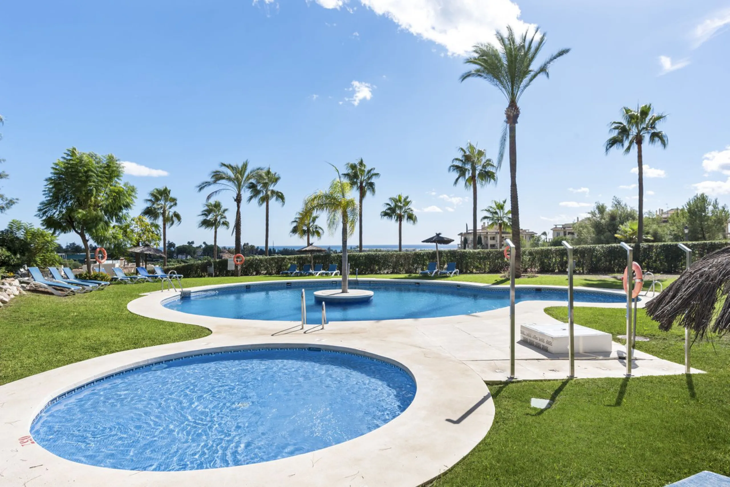 Apartment with Stunning Sea Views on the Costa del Sol – Comfort, Tranquility, and Prime Location on "The New Golden Mile"