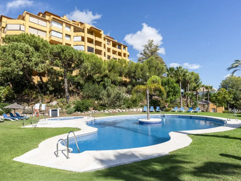 Apartment with Stunning Sea Views on the Costa del Sol – Comfort, Tranquility, and Prime Location on "The New Golden Mile"