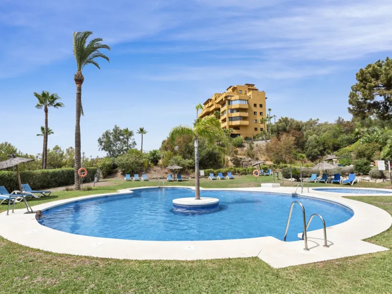 Apartment with Stunning Sea Views on the Costa del Sol – Comfort, Tranquility, and Prime Location on "The New Golden Mile"