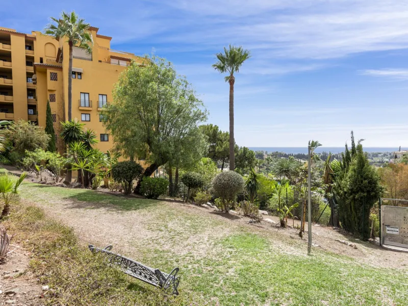 Apartment with Stunning Sea Views on the Costa del Sol – Comfort, Tranquility, and Prime Location on "The New Golden Mile"