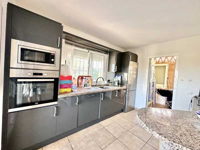HUGE DETACHED VILLA SEAVIEWS HEATED POOL IN A GREAT LOCATION OF MIJAS COSTA WITH TOURIST LICENSE