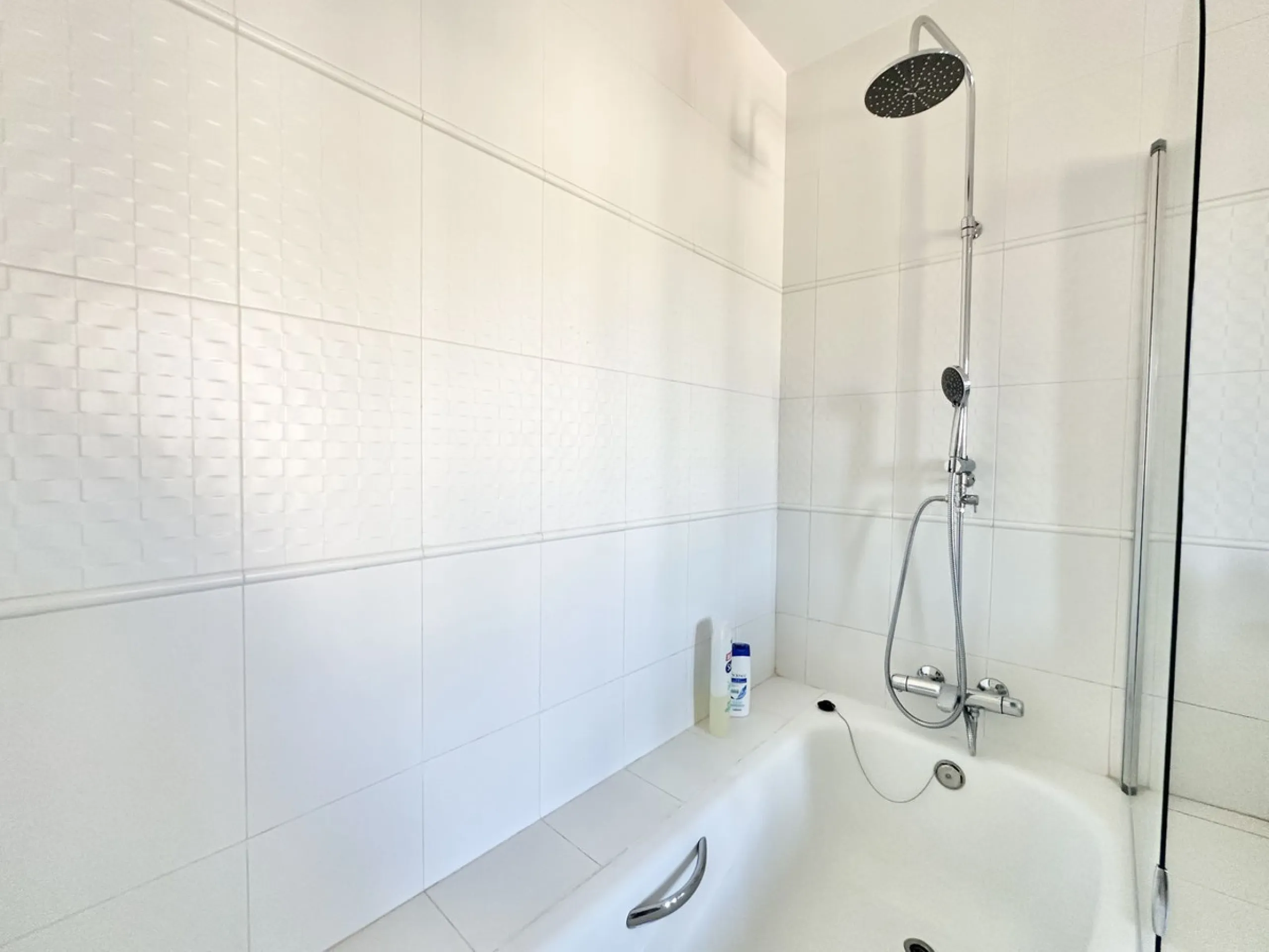 HUGE DETACHED VILLA SEAVIEWS HEATED POOL IN A GREAT LOCATION OF MIJAS COSTA WITH TOURIST LICENSE