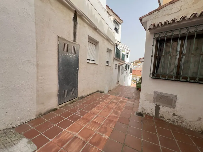 SPACIOUS 3-BEDROOM TOWNHOUSE IN THE HEART OF BENALMADENA - ARROYO DE LA MIEL