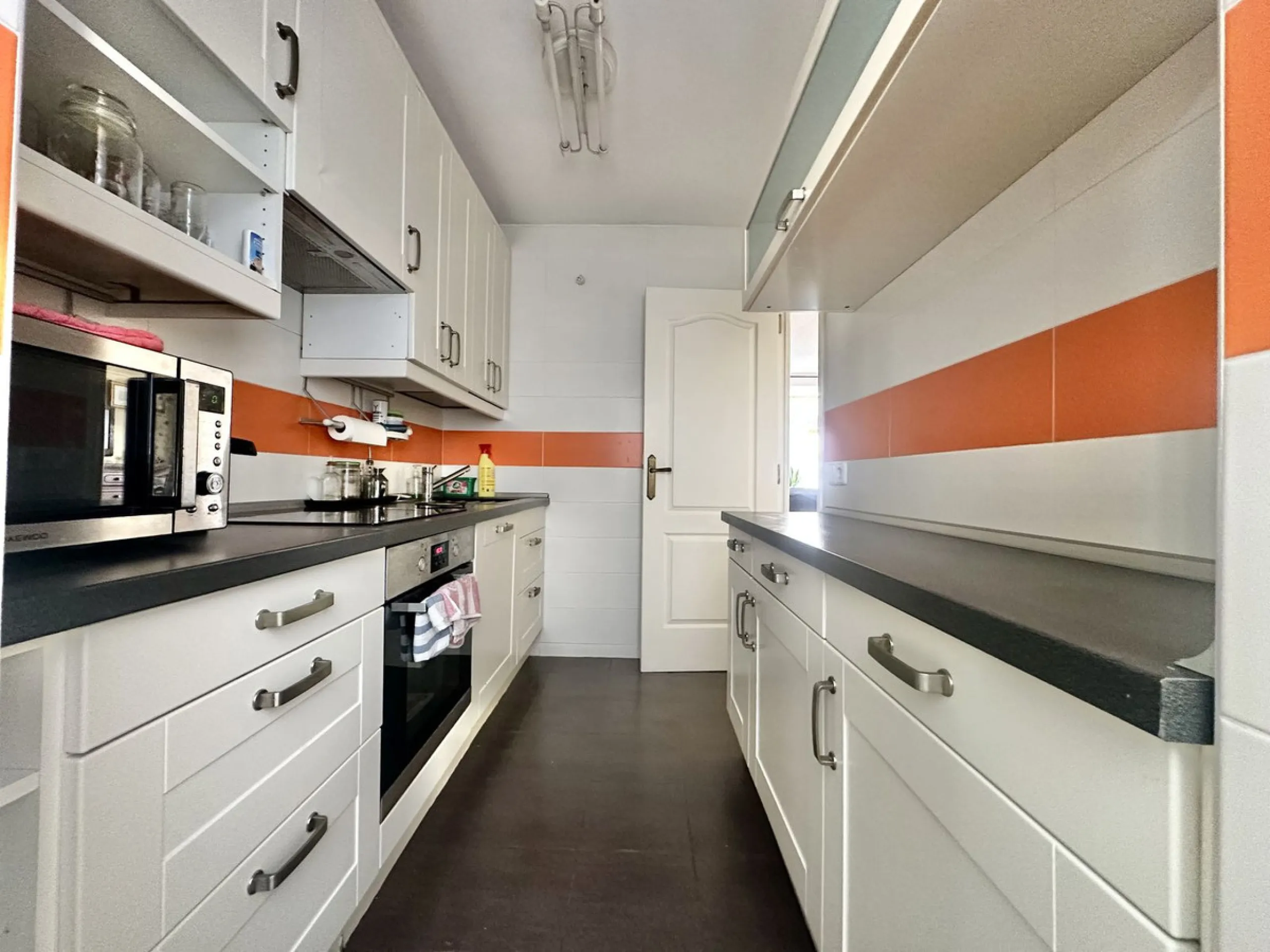 BRIGHT APARTMENT WITHIN WALKING DISTANCE TO THE SEA, TRAIN STATION & AMENITIES – LOS BOLICHES, FUENGIROLA