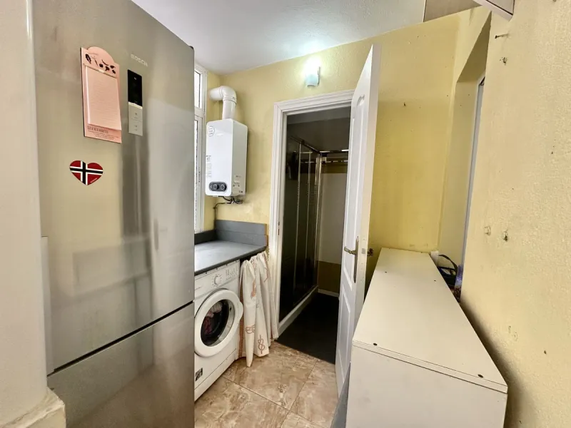 BRIGHT APARTMENT WITHIN WALKING DISTANCE TO THE SEA, TRAIN STATION & AMENITIES – LOS BOLICHES, FUENGIROLA