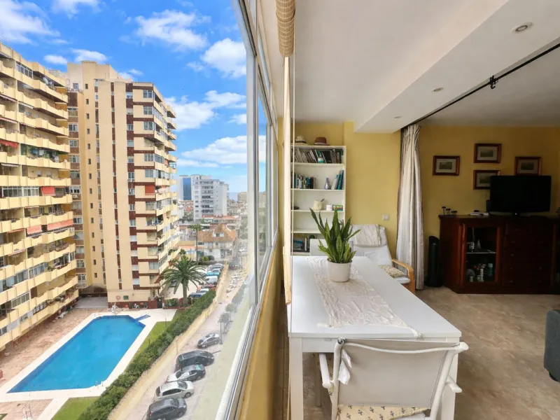 BRIGHT APARTMENT WITHIN WALKING DISTANCE TO THE SEA, TRAIN STATION & AMENITIES – LOS BOLICHES, FUENGIROLA