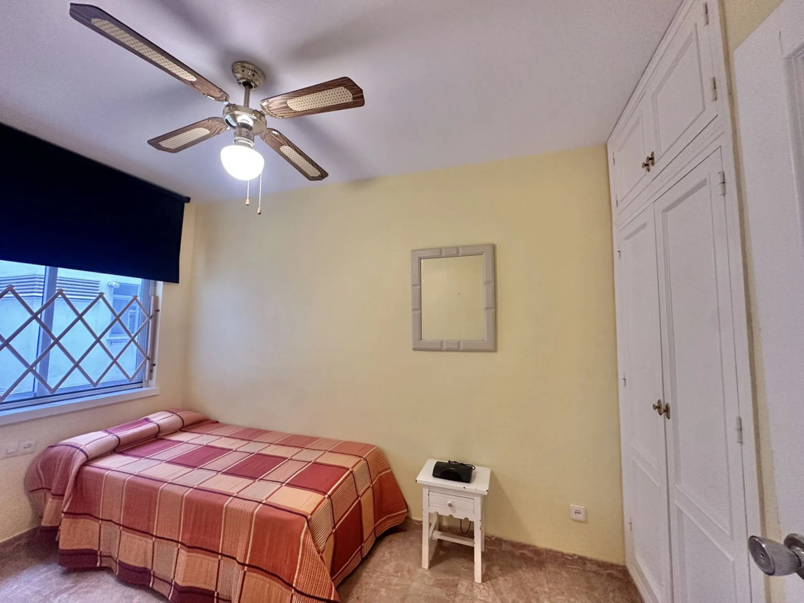 BRIGHT APARTMENT WITHIN WALKING DISTANCE TO THE SEA, TRAIN STATION & AMENITIES – LOS BOLICHES, FUENGIROLA
