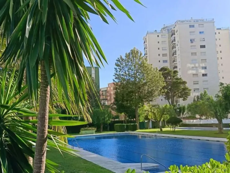 BRIGHT APARTMENT WITHIN WALKING DISTANCE TO THE SEA, TRAIN STATION & AMENITIES – LOS BOLICHES, FUENGIROLA