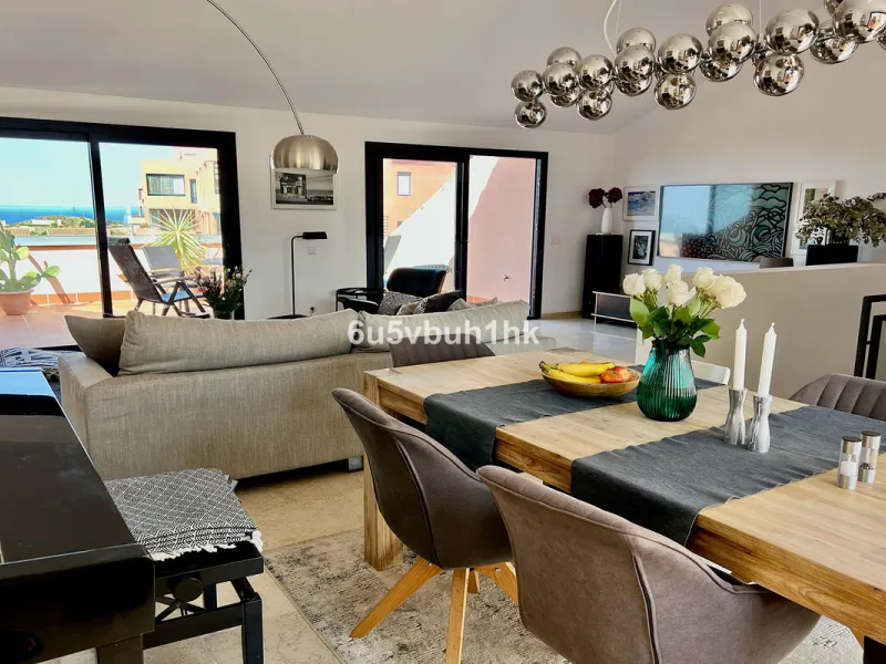 Apartment - Penthouse Duplex в продаже в Mijas, Málaga. В доме 3 спален и 2 ванных комнат. Площадь дома 200 м². Площадь участка 200 м²