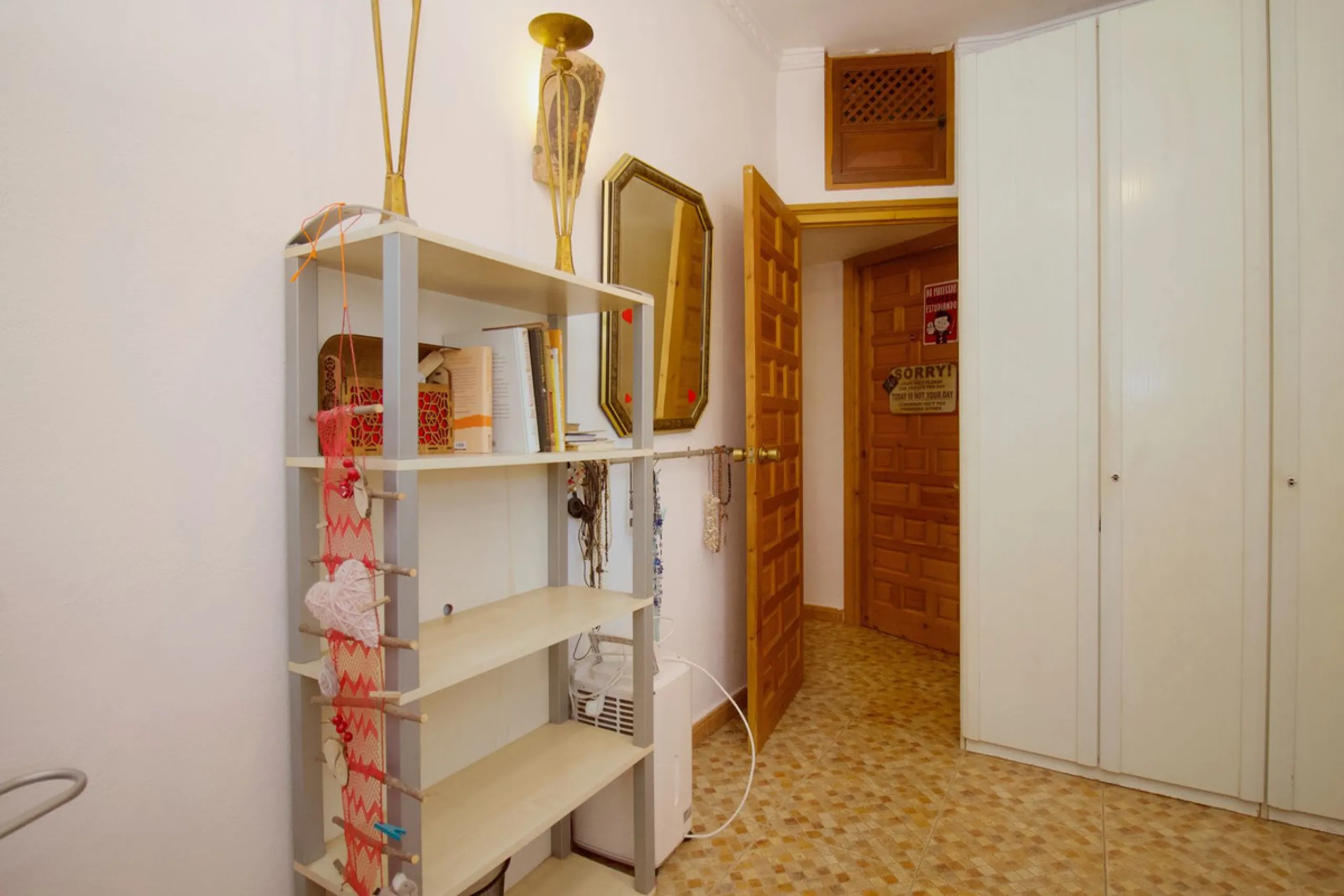 House - Semi-Detached House в продаже в Coín, Málaga. В доме 5 спален и 2 ванных комнат. Площадь дома 101 м². Площадь участка 4000 м²
