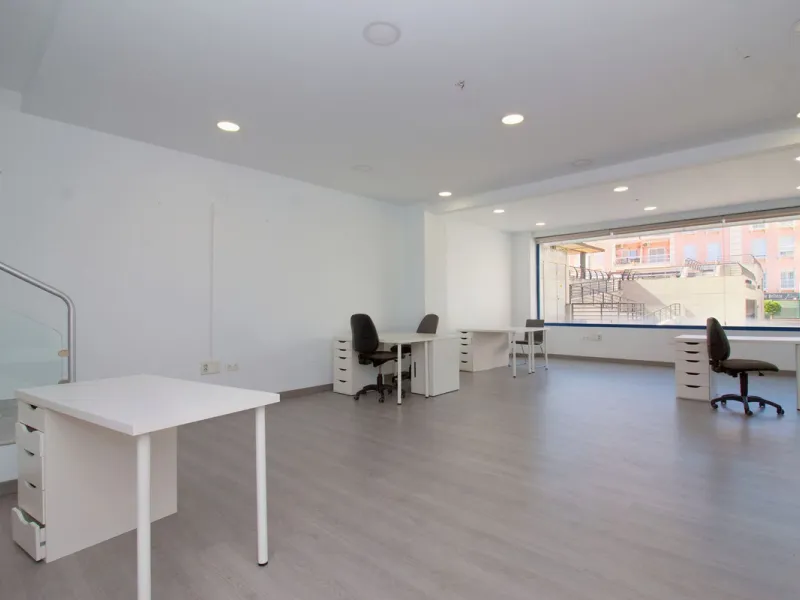 EXCLUSIVE COMMERCIAL PREMISES IN THE BEST AREA OF COÍN – 395 m² – IDEAL FOR BUSINESSES OR INVESTMENT