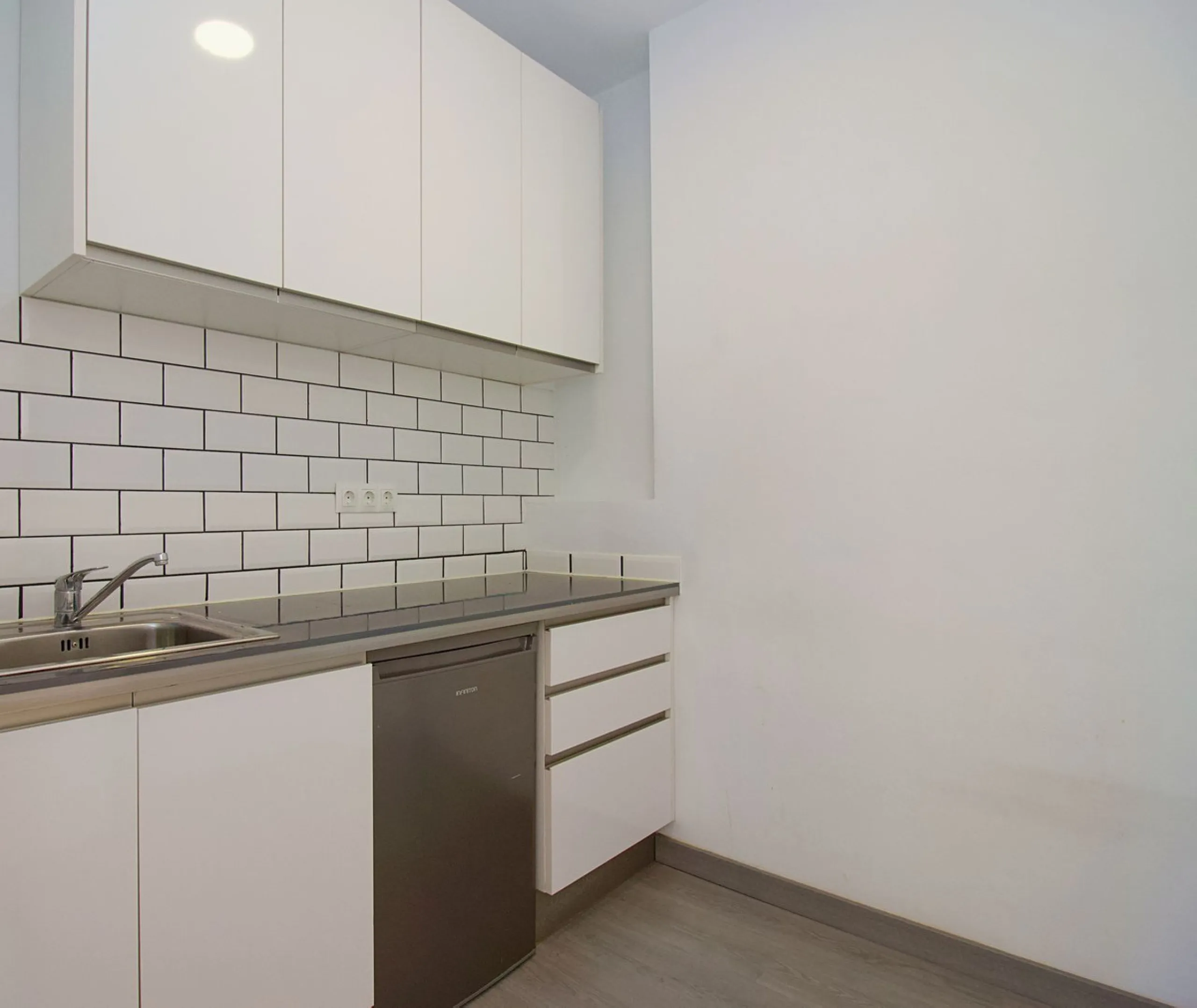 EXCLUSIVE COMMERCIAL PREMISES IN THE BEST AREA OF COÍN – 395 m² – IDEAL FOR BUSINESSES OR INVESTMENT