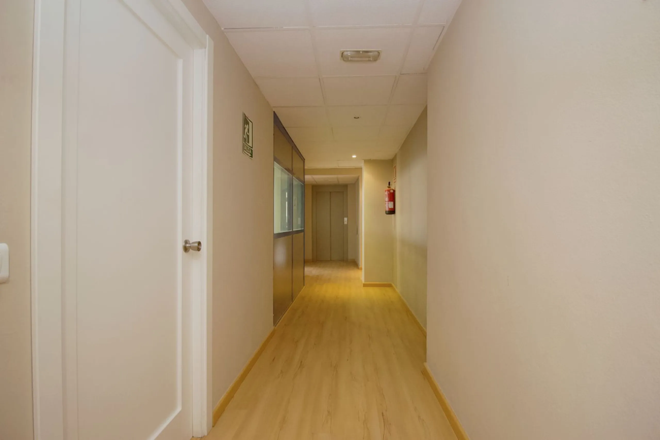 EXCLUSIVE COMMERCIAL PREMISES IN THE BEST AREA OF COÍN – 395 m² – IDEAL FOR BUSINESSES OR INVESTMENT