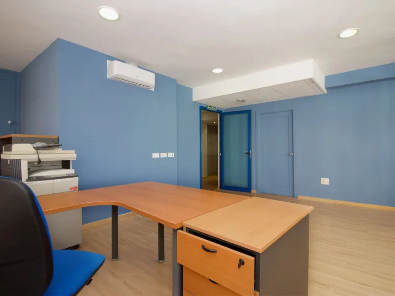 EXCLUSIVE COMMERCIAL PREMISES IN THE BEST AREA OF COÍN – 395 m² – IDEAL FOR BUSINESSES OR INVESTMENT