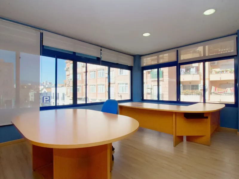 EXCLUSIVE COMMERCIAL PREMISES IN THE BEST AREA OF COÍN – 395 m² – IDEAL FOR BUSINESSES OR INVESTMENT