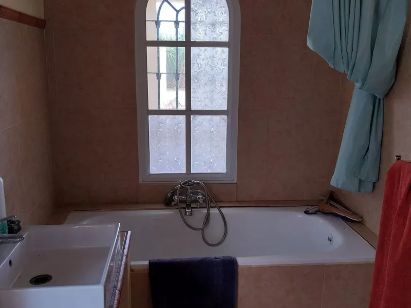 Located in the peaceful  area of Cártama, inland Málaga,