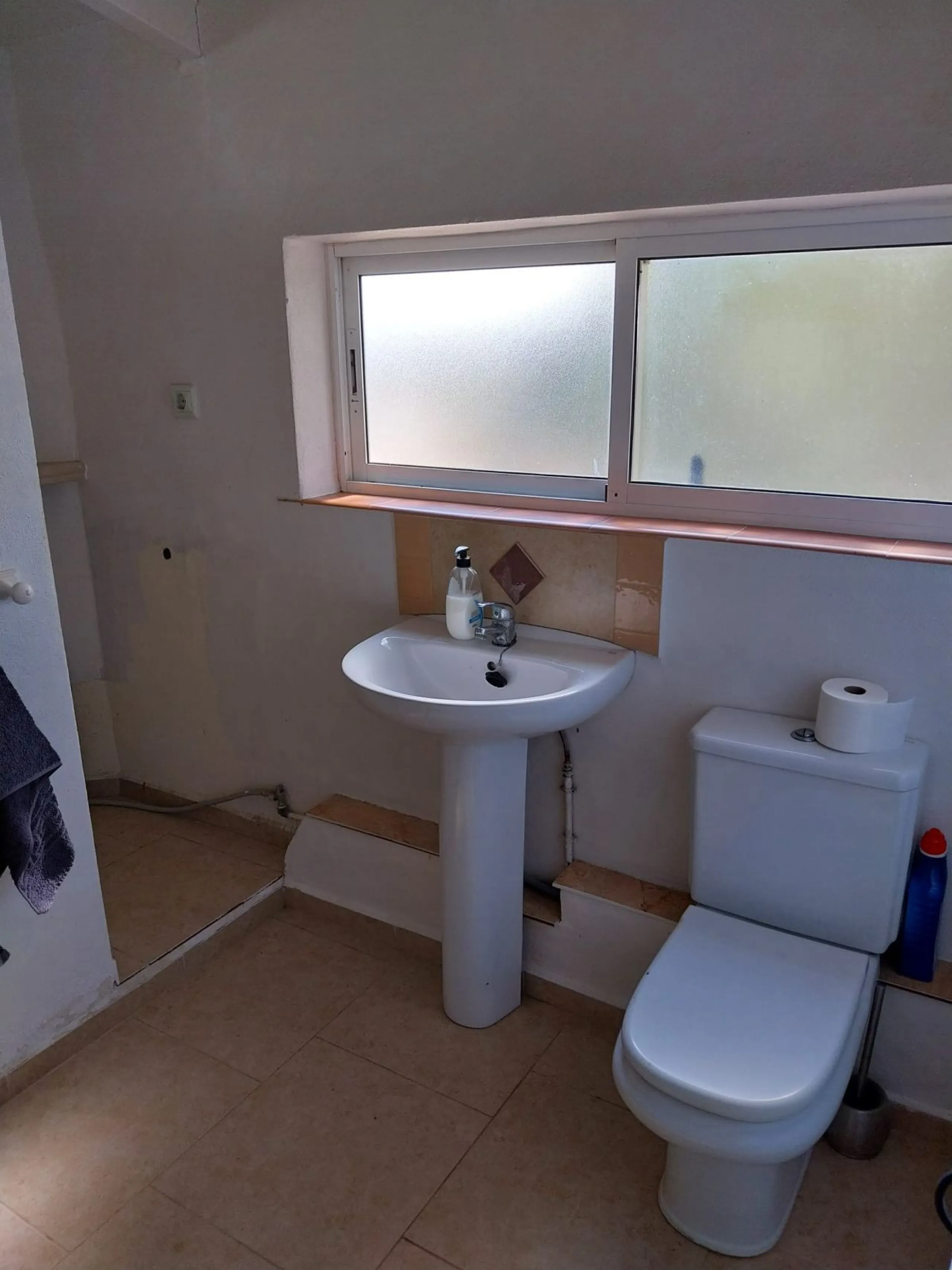 Located in the peaceful  area of Cártama, inland Málaga,