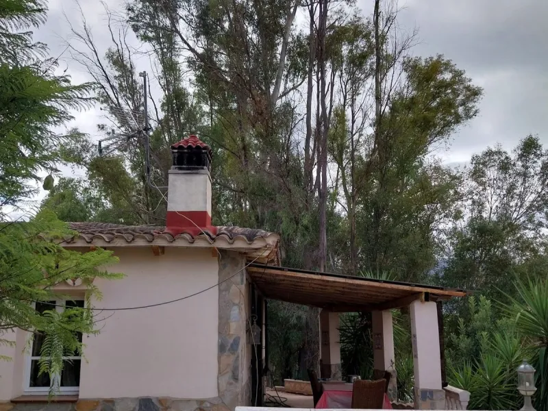 Located in the peaceful  area of Cártama, inland Málaga,