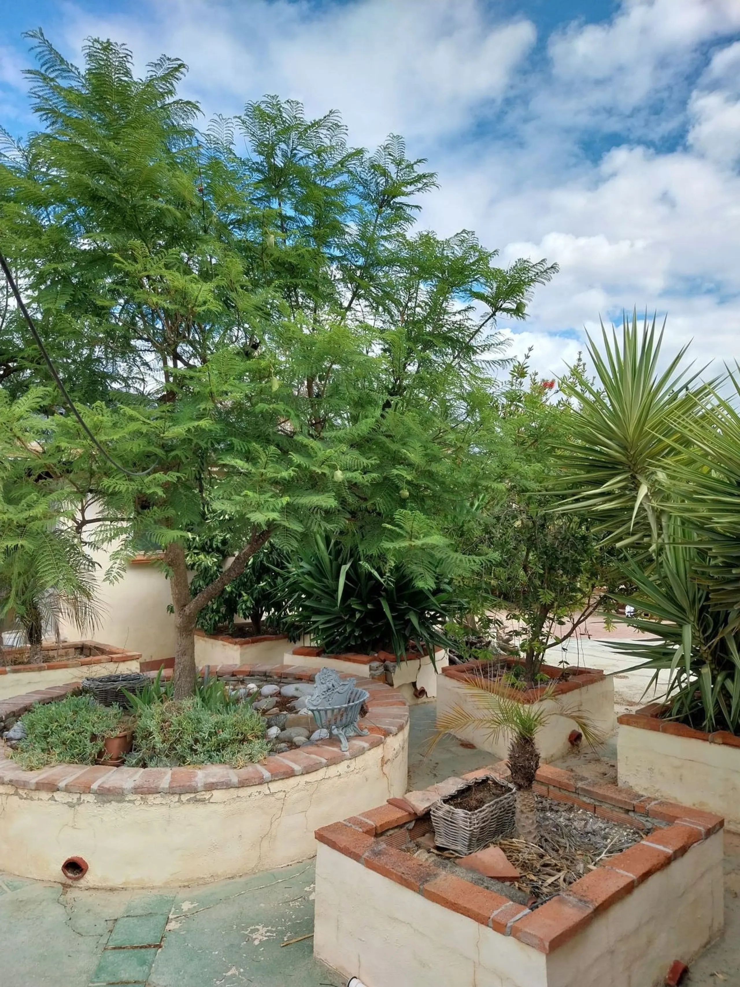 Located in the peaceful  area of Cártama, inland Málaga,