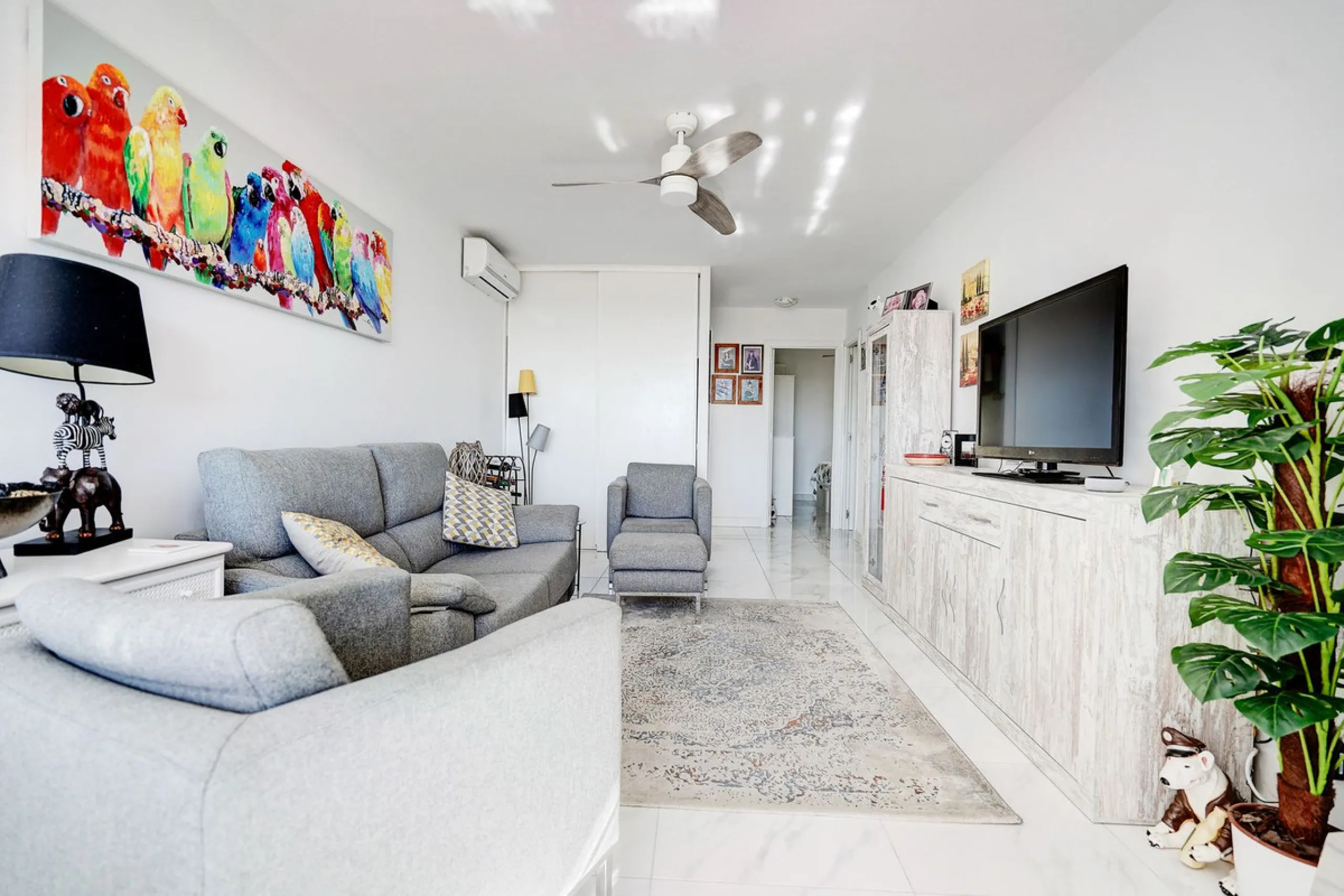 Renovated 2 Bed Bungalow for Sale with Sea Views