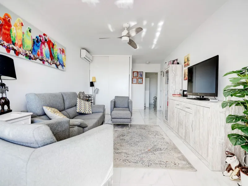 Renovated 2 Bed Bungalow for Sale with Sea Views