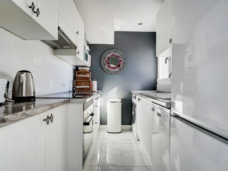 Renovated 2 Bed Bungalow for Sale with Sea Views