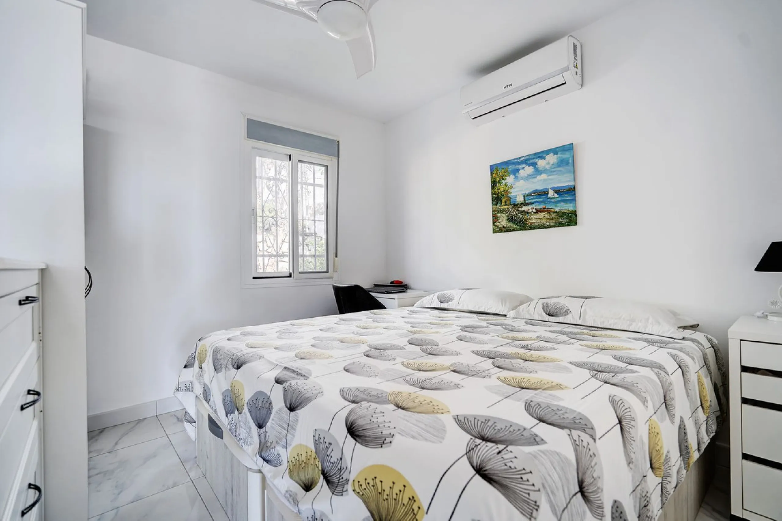 Renovated 2 Bed Bungalow for Sale with Sea Views