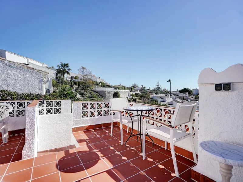 Renovated 2 Bed Bungalow for Sale with Sea Views