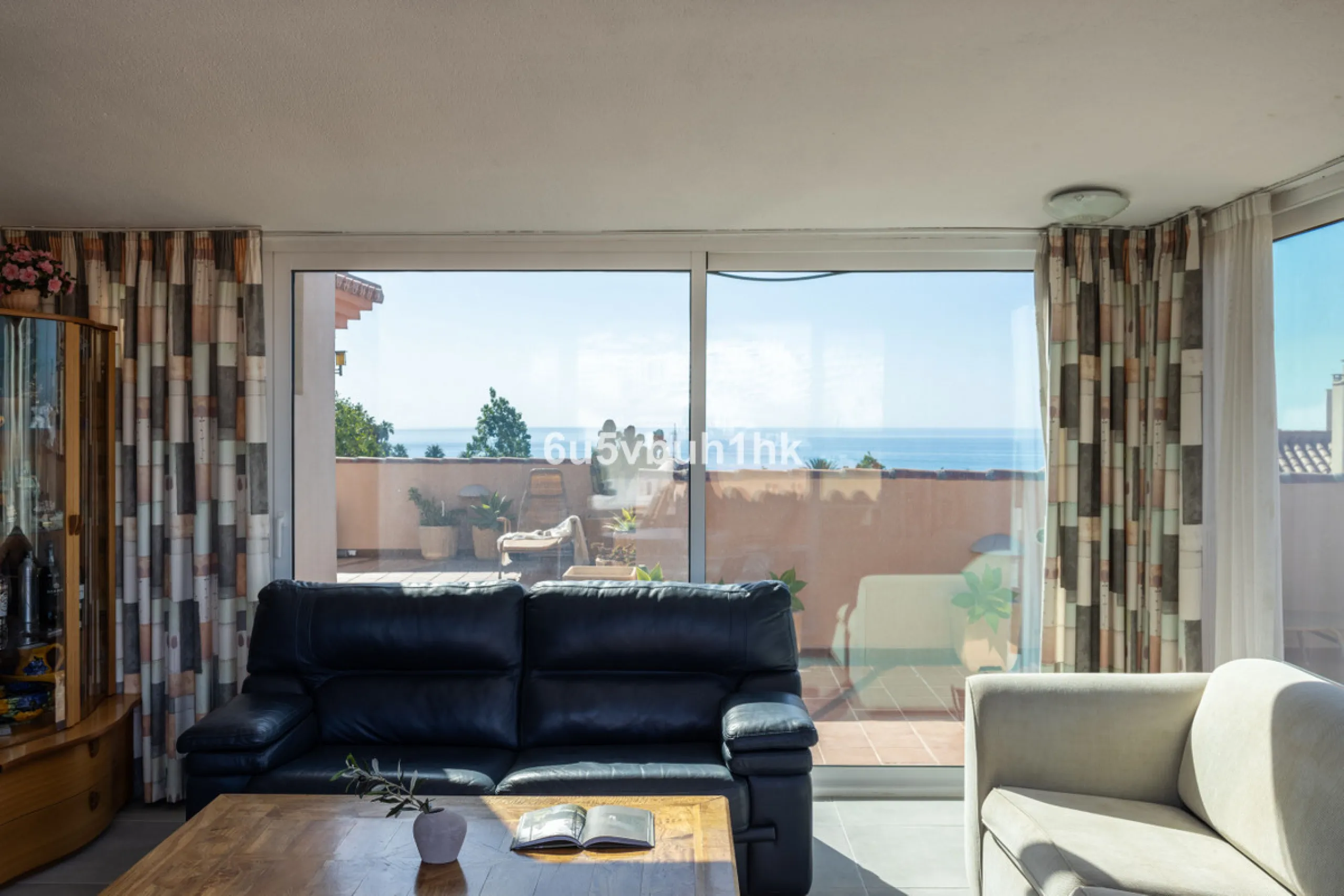 Apartment - Penthouse в продаже в Fuengirola, Málaga. В доме 2 спален и 2 ванных комнат. Площадь дома 135 м²