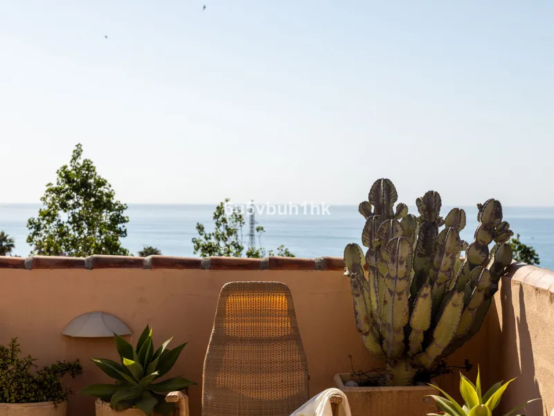 Apartment - Penthouse в продаже в Fuengirola, Málaga. В доме 2 спален и 2 ванных комнат. Площадь дома 135 м²