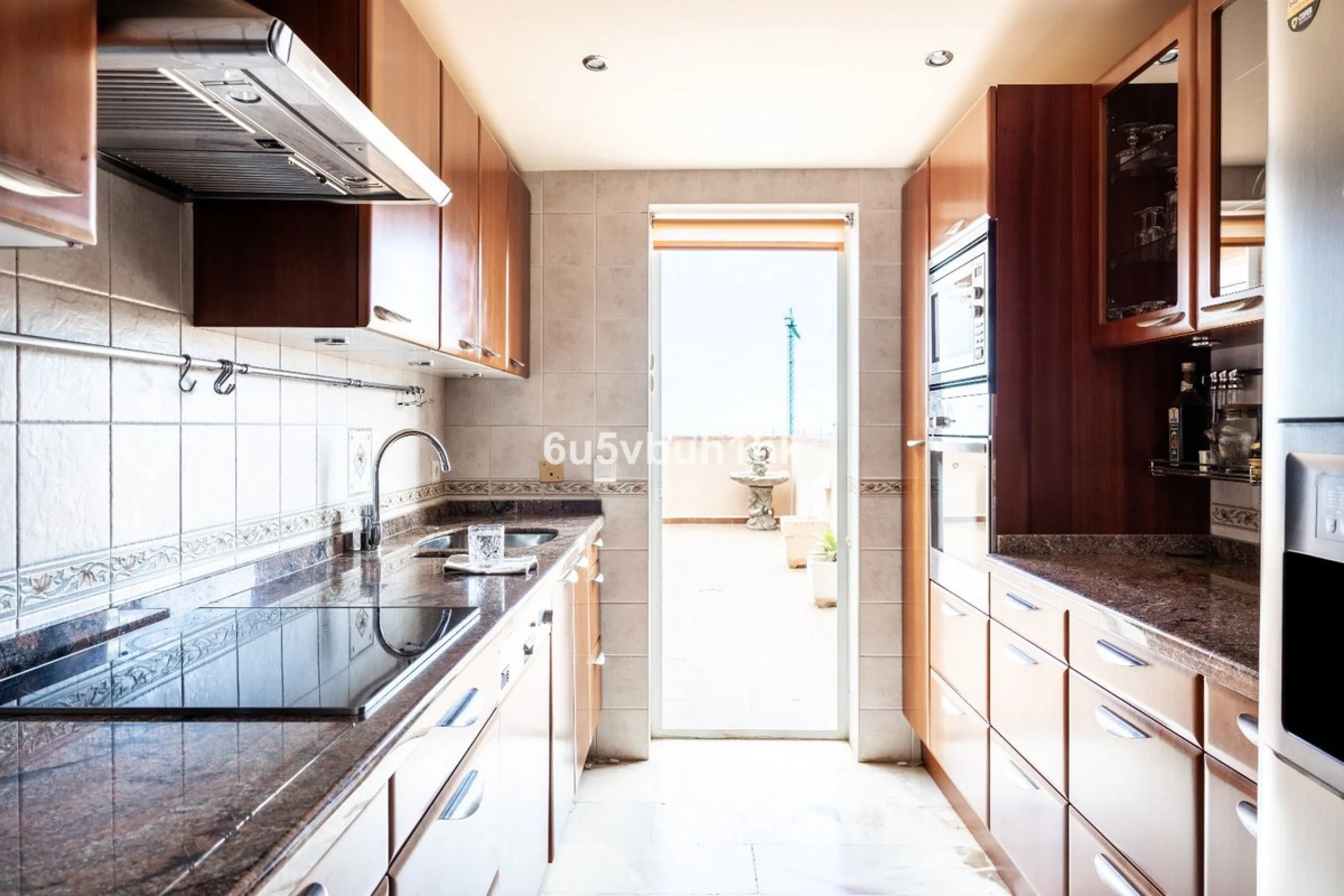 Apartment - Penthouse в продаже в Fuengirola, Málaga. В доме 2 спален и 2 ванных комнат. Площадь дома 135 м²