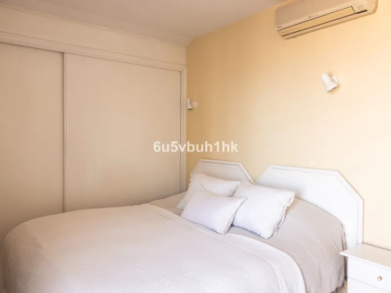 Apartment - Penthouse в продаже в Fuengirola, Málaga. В доме 2 спален и 2 ванных комнат. Площадь дома 135 м²