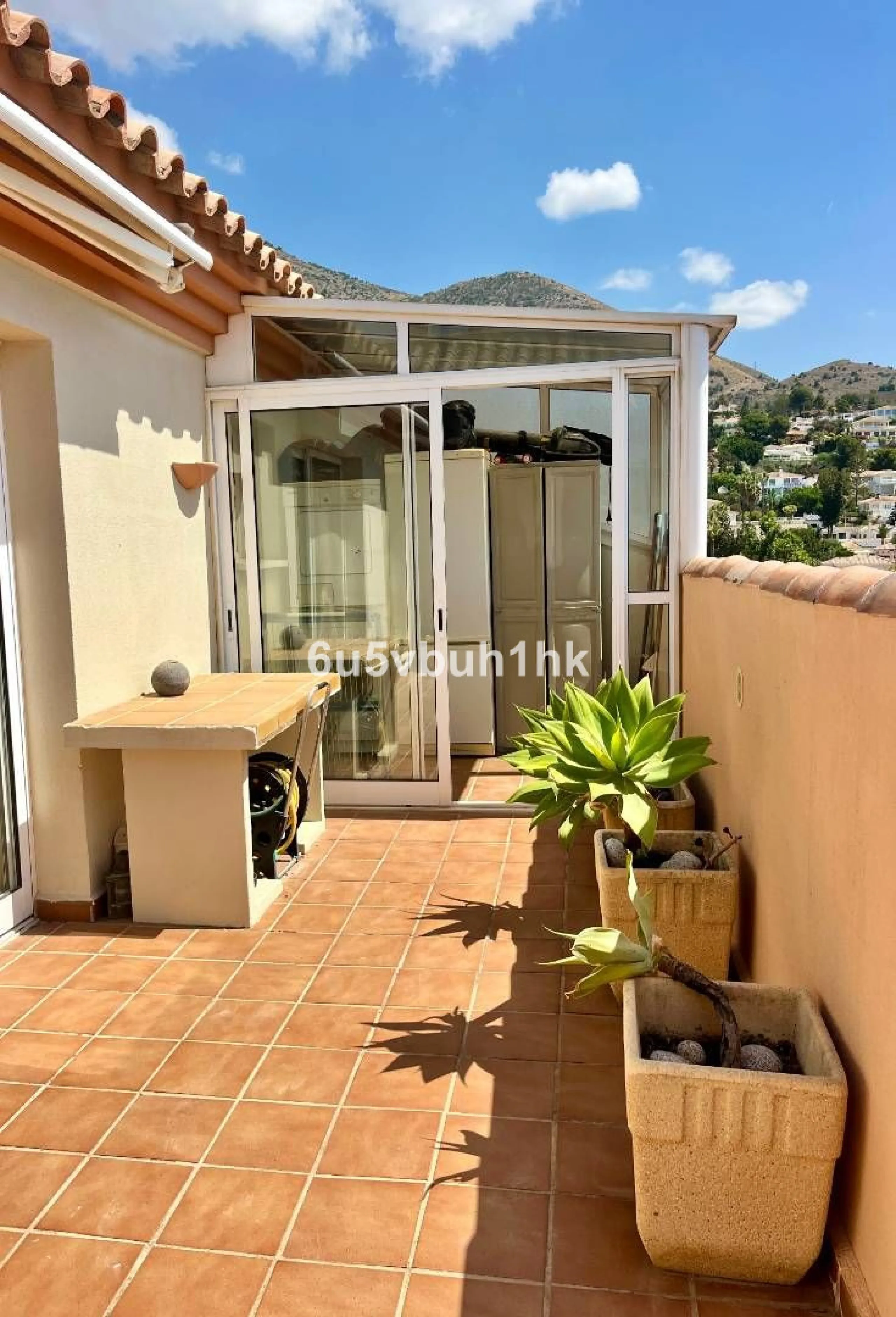 Apartment - Penthouse в продаже в Fuengirola, Málaga. В доме 2 спален и 2 ванных комнат. Площадь дома 135 м²