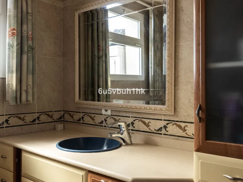 Apartment - Penthouse в продаже в Fuengirola, Málaga. В доме 2 спален и 2 ванных комнат. Площадь дома 135 м²