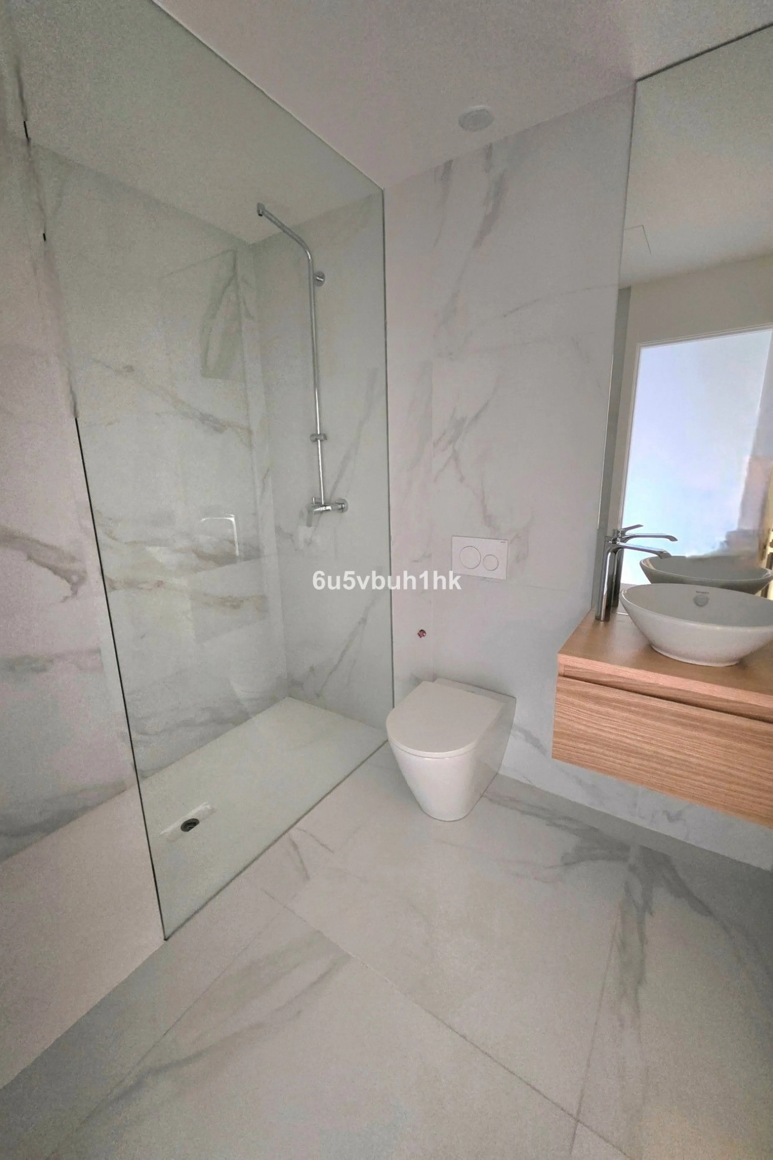 Apartment - Ground Floor Apartment в продаже в Fuengirola, Málaga. В доме 3 спален и 2 ванных комнат. Площадь дома 114 м²