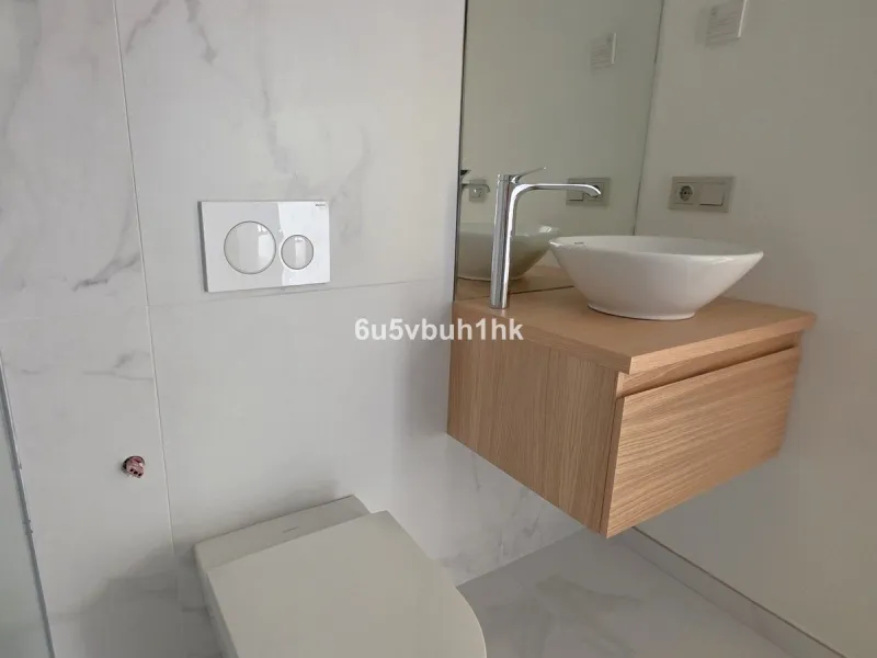 Apartment - Ground Floor Apartment в продаже в Fuengirola, Málaga. В доме 3 спален и 2 ванных комнат. Площадь дома 114 м²